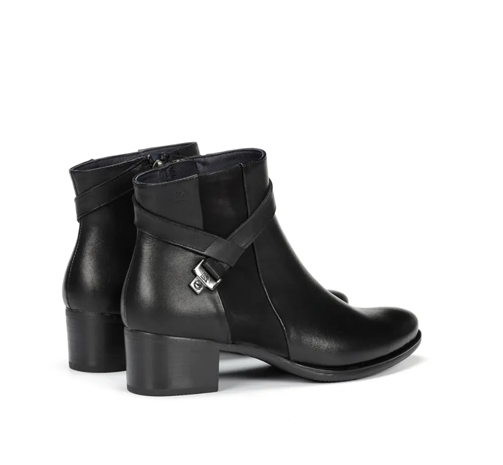 Fluchos Dorking ALEGRIA D7232 NEGRO 03.webp