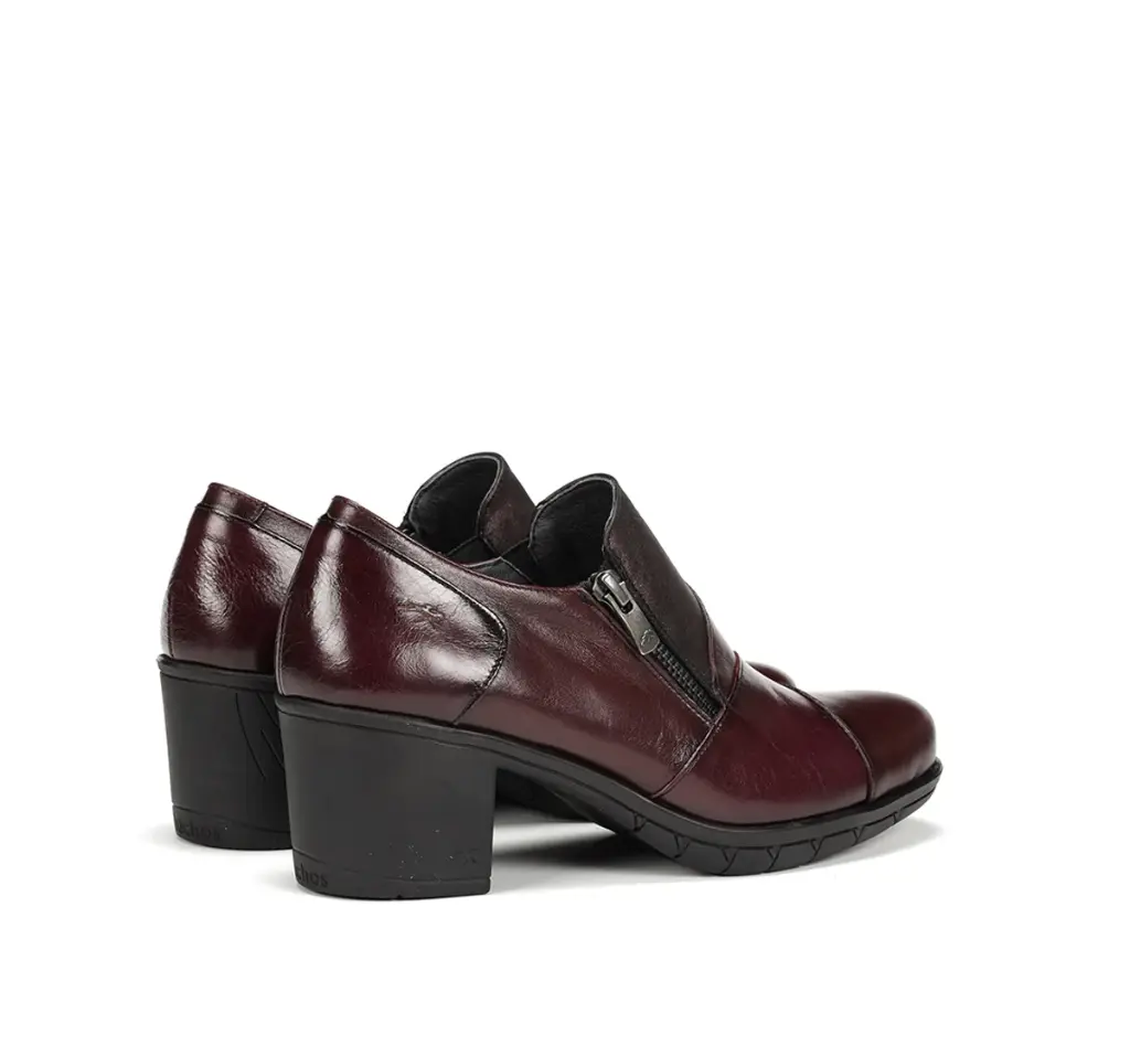 Fluchos F1802 NYDIA BURDEOS 03.webp