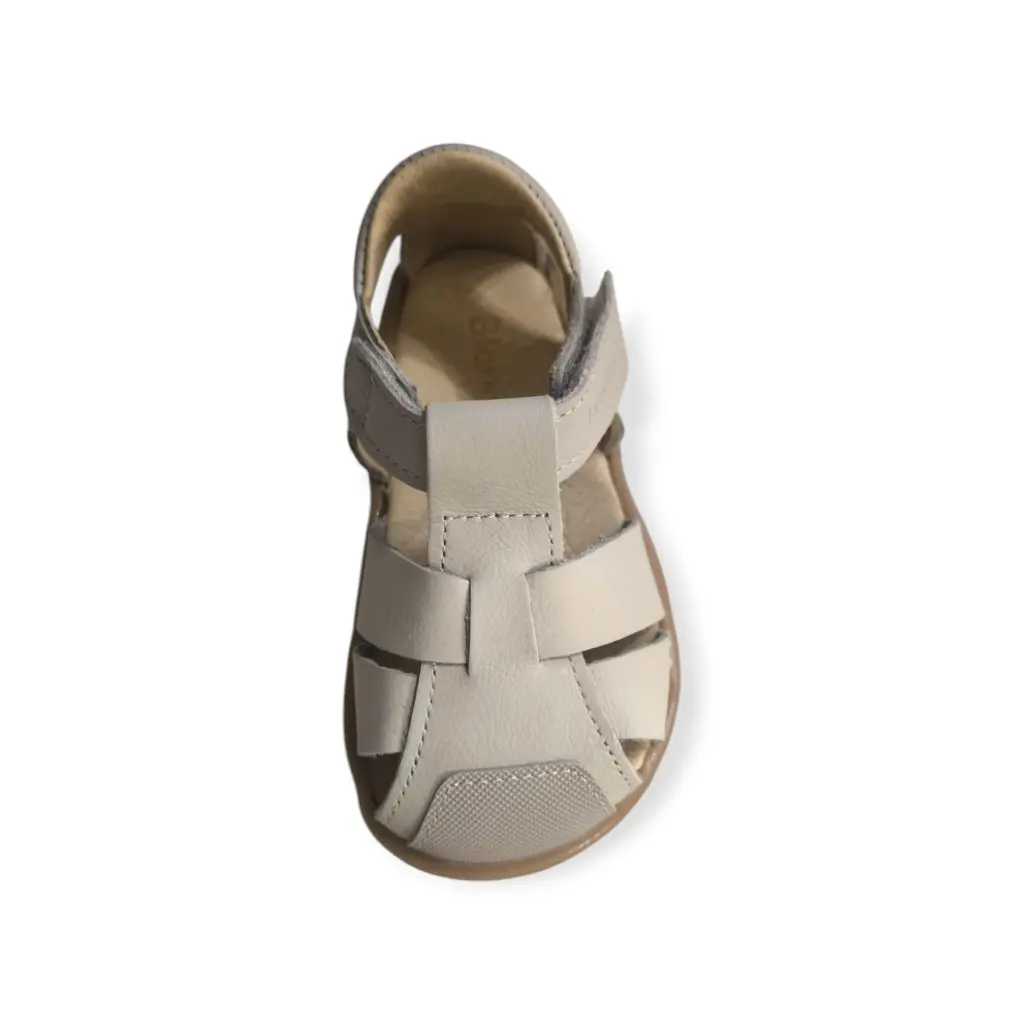 COSTA-GRIS25V-1024x717 02.webp