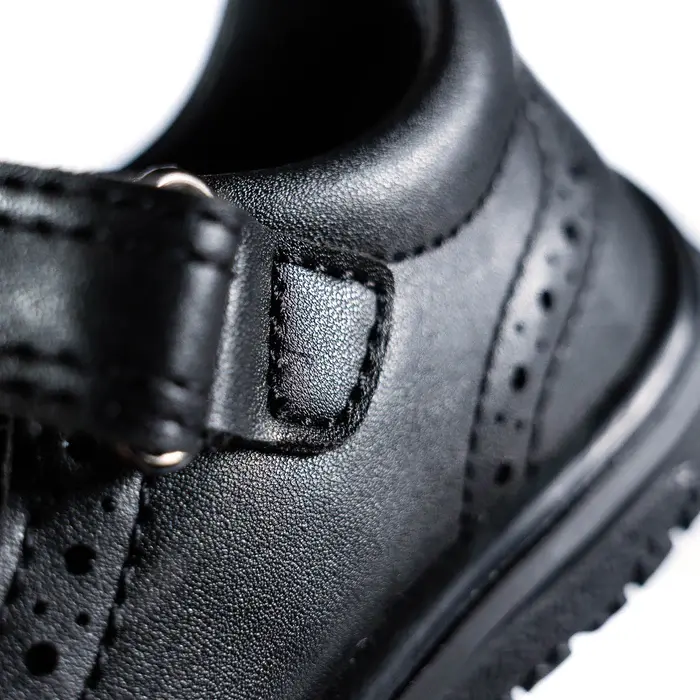 Pablosky 355115 Negro 07.webp